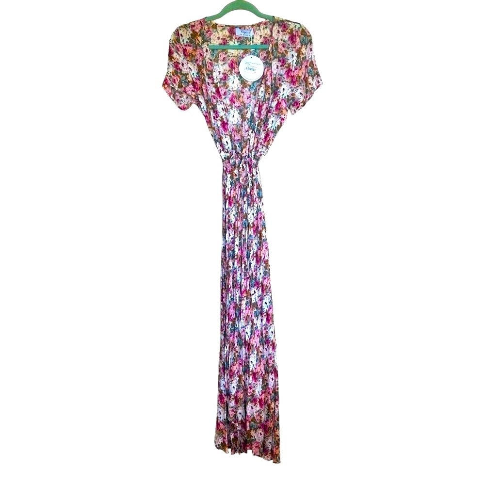 August wild Rose Maxi Wrap Dress in Desert Rose - Picture 2 of 16